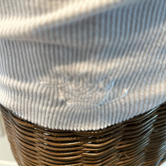 ⭐️ Roxy Bead embellished White Tank Top * US XS ⭐️ - Picture 4 of 7